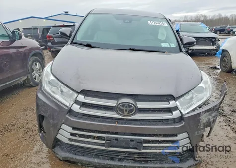 2019 Toyota Highlander Le из США, поврежденный, VIN 5TDBZRFH3KS996958